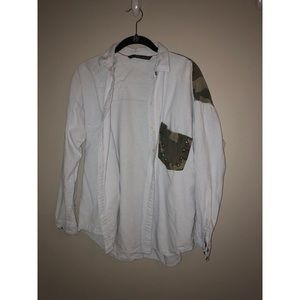 Relaxed Army Print Button-up